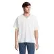 T-shirt sport personnalisé NINO blanc à col V et coupe oversized en mesh recyclé, porté avec un jean, vue de face