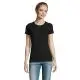 T-shirt femme personnalisé noir profond à col rond en coton stretch, porté avec un jean, vue de face