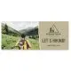 Enveloppe kraft de pansements anti-ampoules personnalisée avec photo de randonneur en montagne et logo sur fond beige