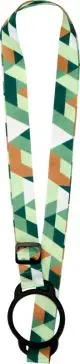 Lanyard porte-gobelet publicitaire LIOR à motif géométrique vert et orange, passant et anneau silicone noirs