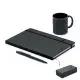 Coffret cadeau personnalisé noir avec carnet A5 à élastique, stylo bille, mug en céramique et boîte de présentation