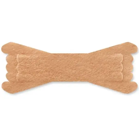 Bandelette nasale personnalisée beige aux extrémités élargies et lamelles visibles, posée à plat sur fond blanc