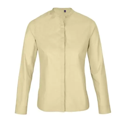 Chemise femme personnalisée beige à col mao et patte de boutonnage cachée, manches longues, présentée à plat