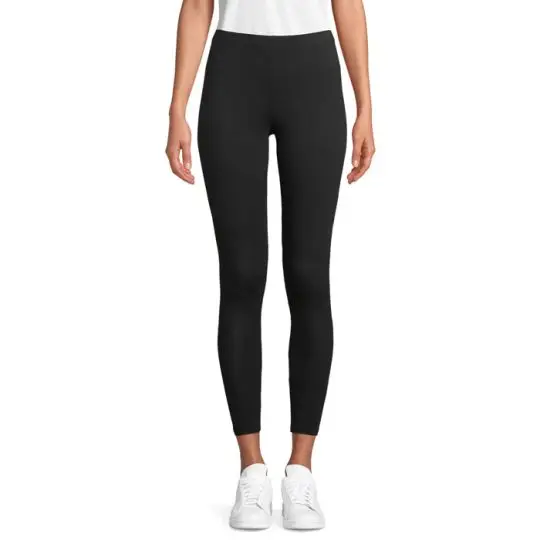 Legging femme personnalisé noir en coton élastique JILL, taille élastique, porté avec baskets blanches
