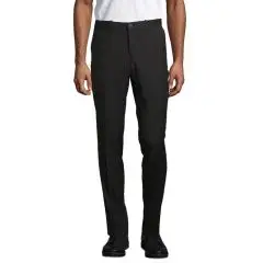 Homme portant le pantalon de costume GABIN MEN noir en micro twill à taille élastiquée, vue de face