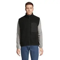 Bodywarmer personnalisé FURY BW gris carbone et noir porté, sherpa bouclé et poche poitrine contrastée zippée