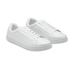 Baskets personnalisées en PU taille 45 blanches, paire de face, avec lacets polyester et semelle caoutchouc